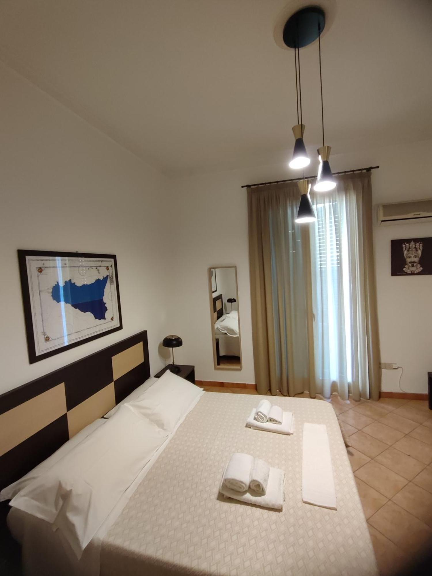 Le Stanze Di Ruggero Hotel Palermo Ngoại thất bức ảnh